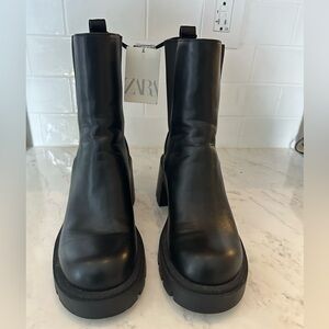 ZARA NWT Leather Chunky Sole Chelsea's Boots Back Size 6.5 37 EU